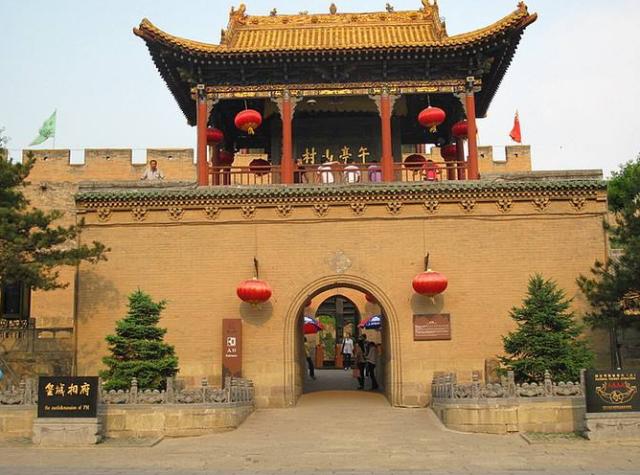 中国北方的“第一豪宅”：连康熙皇帝都住过，门票是故宫的3倍