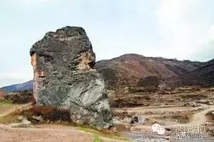 甘肃漳县独秀石：一块巨石背后的北宋往事
