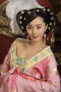 “乳罩”是谁发明的，只因杨贵妃和安禄山的一次偷情